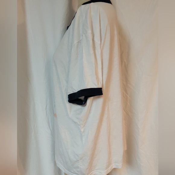 White Tee Mickey Mouse - - Picture 2 of 8